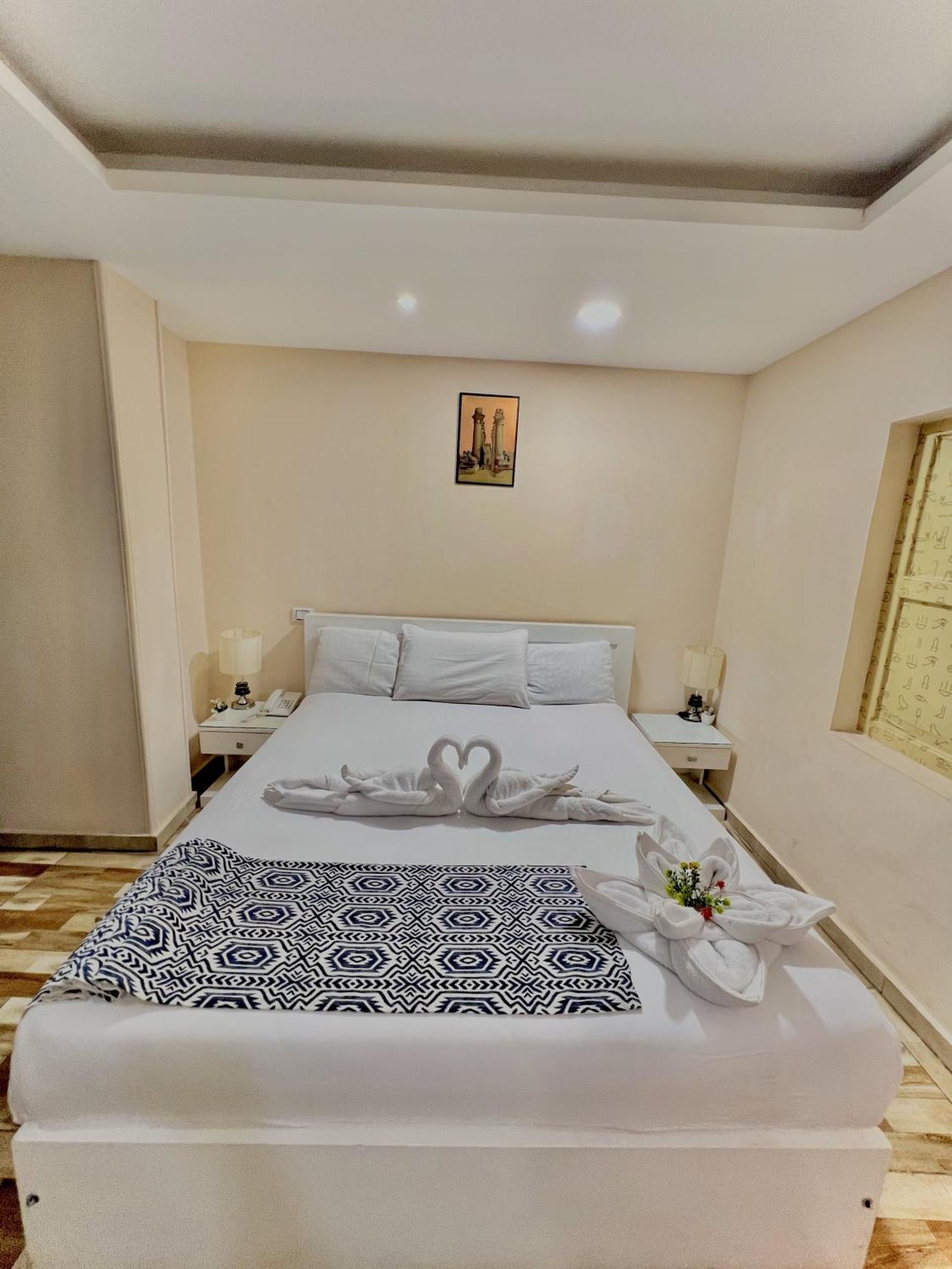 Turquoise Pyramids & Grand Egyptian Museum View Hotel Kafret el-Gabal 외부 사진