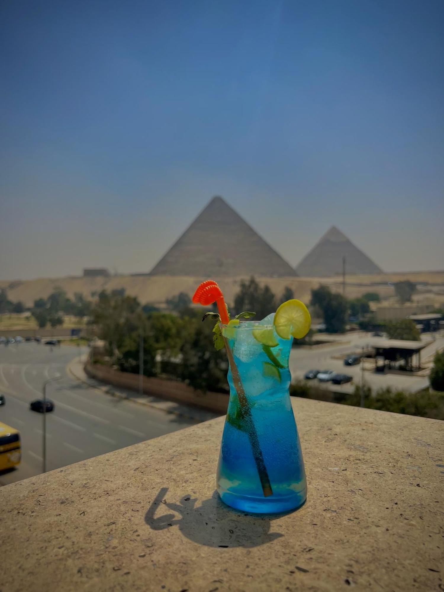 Turquoise Pyramids & Grand Egyptian Museum View Hotel Kafret el-Gabal 외부 사진