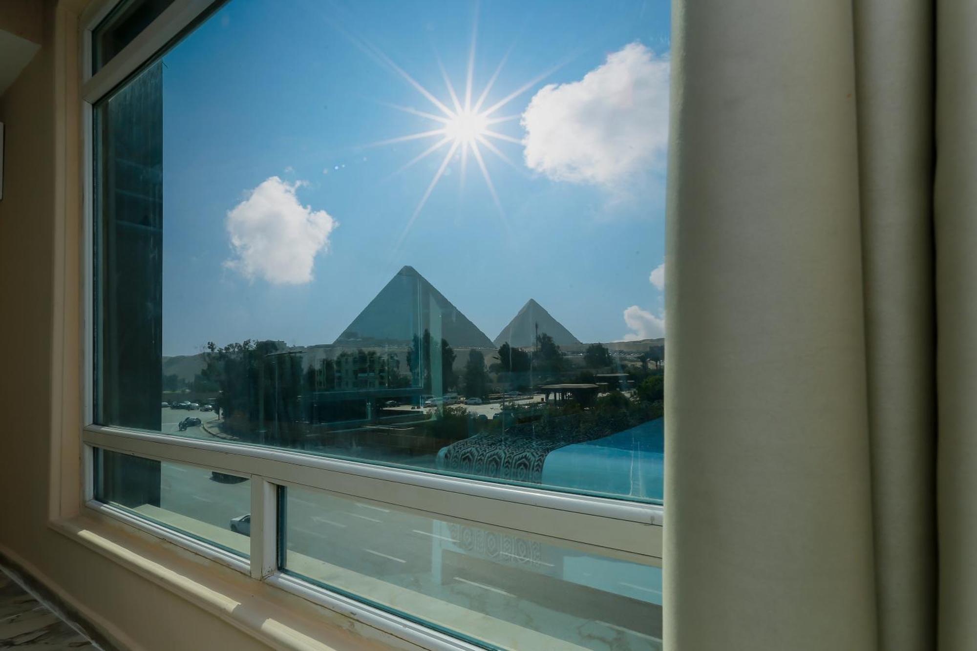 Turquoise Pyramids & Grand Egyptian Museum View Hotel Kafret el-Gabal 외부 사진