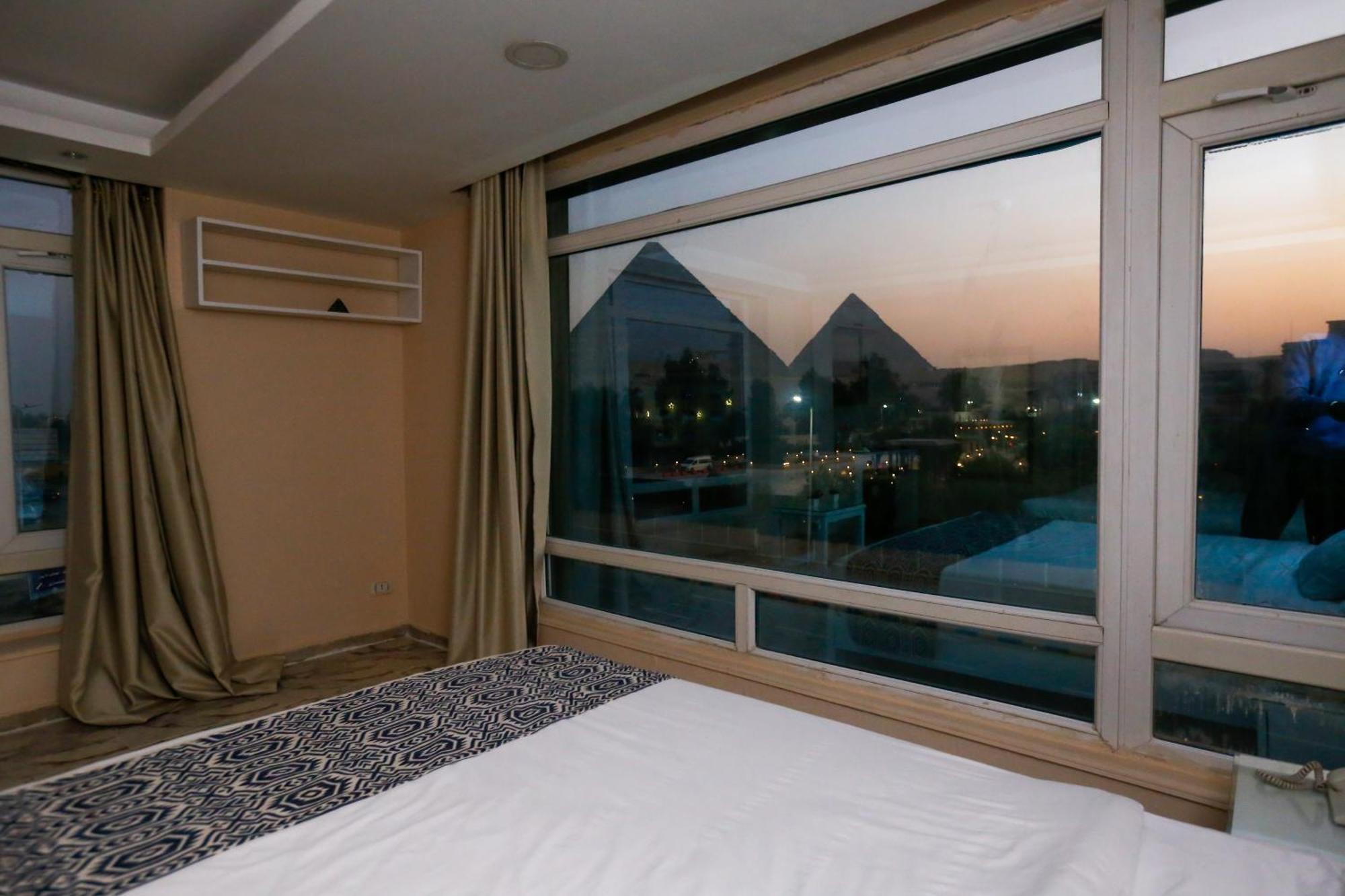 Turquoise Pyramids & Grand Egyptian Museum View Hotel Kafret el-Gabal 외부 사진